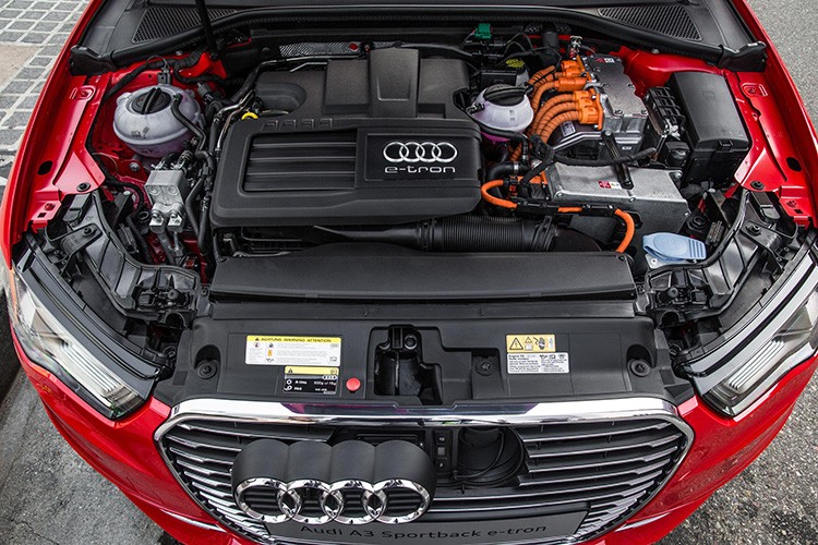 “Xe sang tiet kiem” Audi A3 sportback e-tron chay 1,5l/100km-Hinh-11